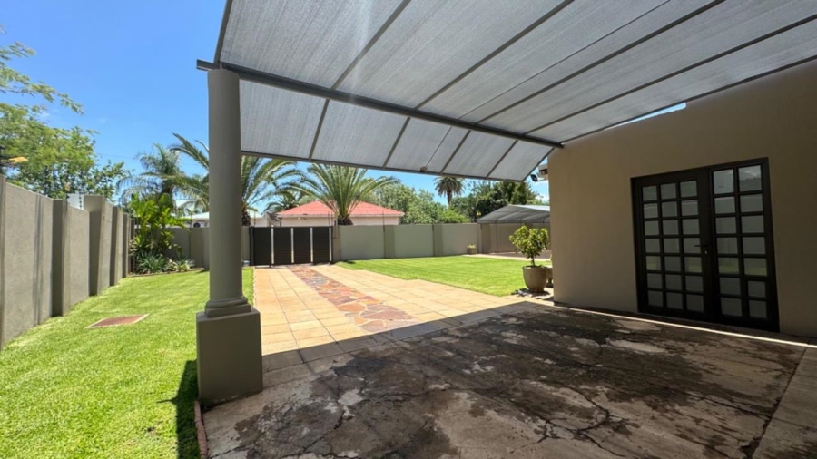 4 Bedroom Property for Sale in Memorial Road Area Northern Cape